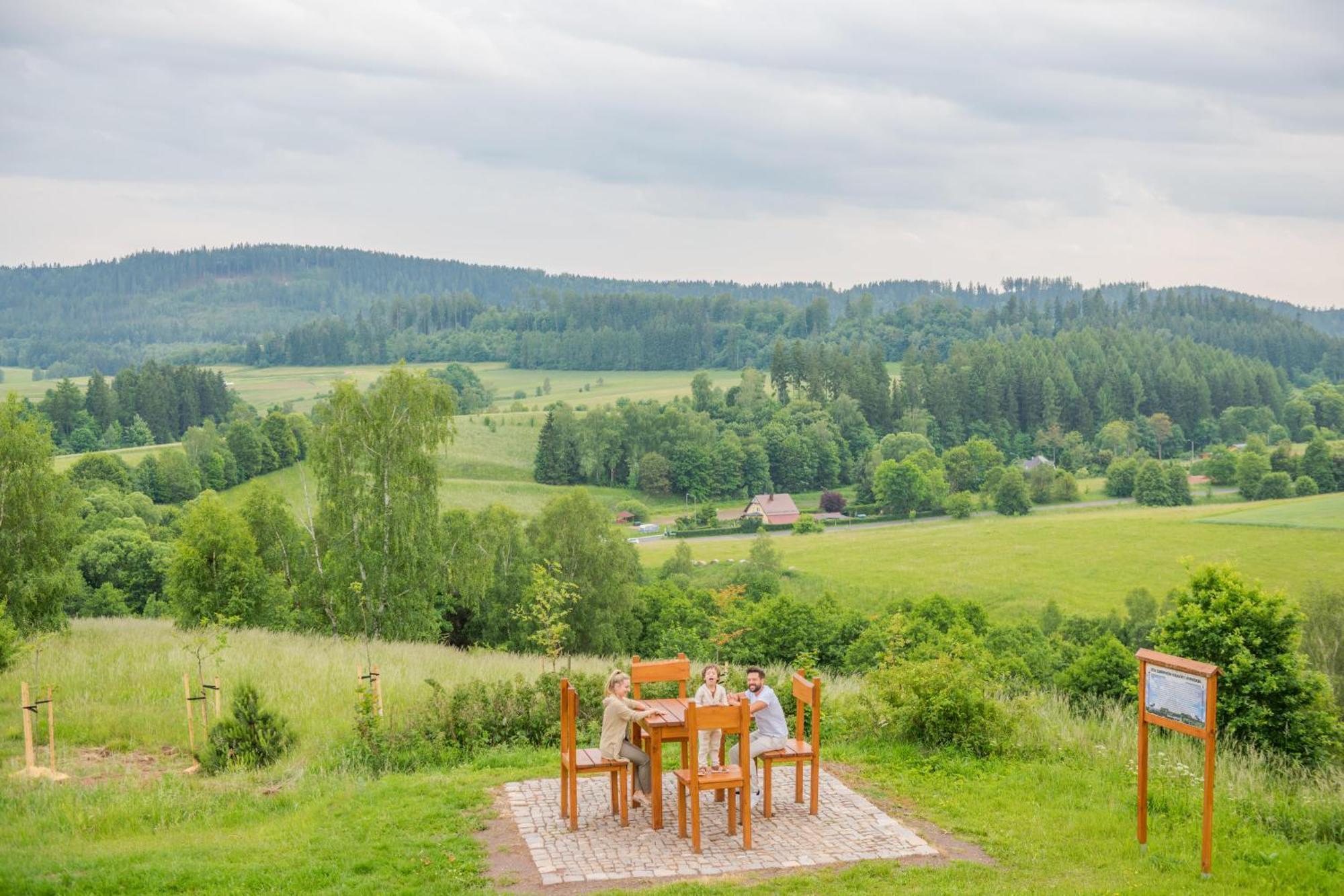 Mieroszow Rajska Polana Domki Premium ,Na Odludziu Z Prywatna Balia Z Jacuzzi I Sauna ,Cisza,Rowery Elektryczne,Gory,Astroprzygoda,- Adrspach, Skalne Miasto, Zamek Ksiaz,Andrzejowka,Karpacz, Sniezka,Janskie Laznie,Pec מראה חיצוני תמונה