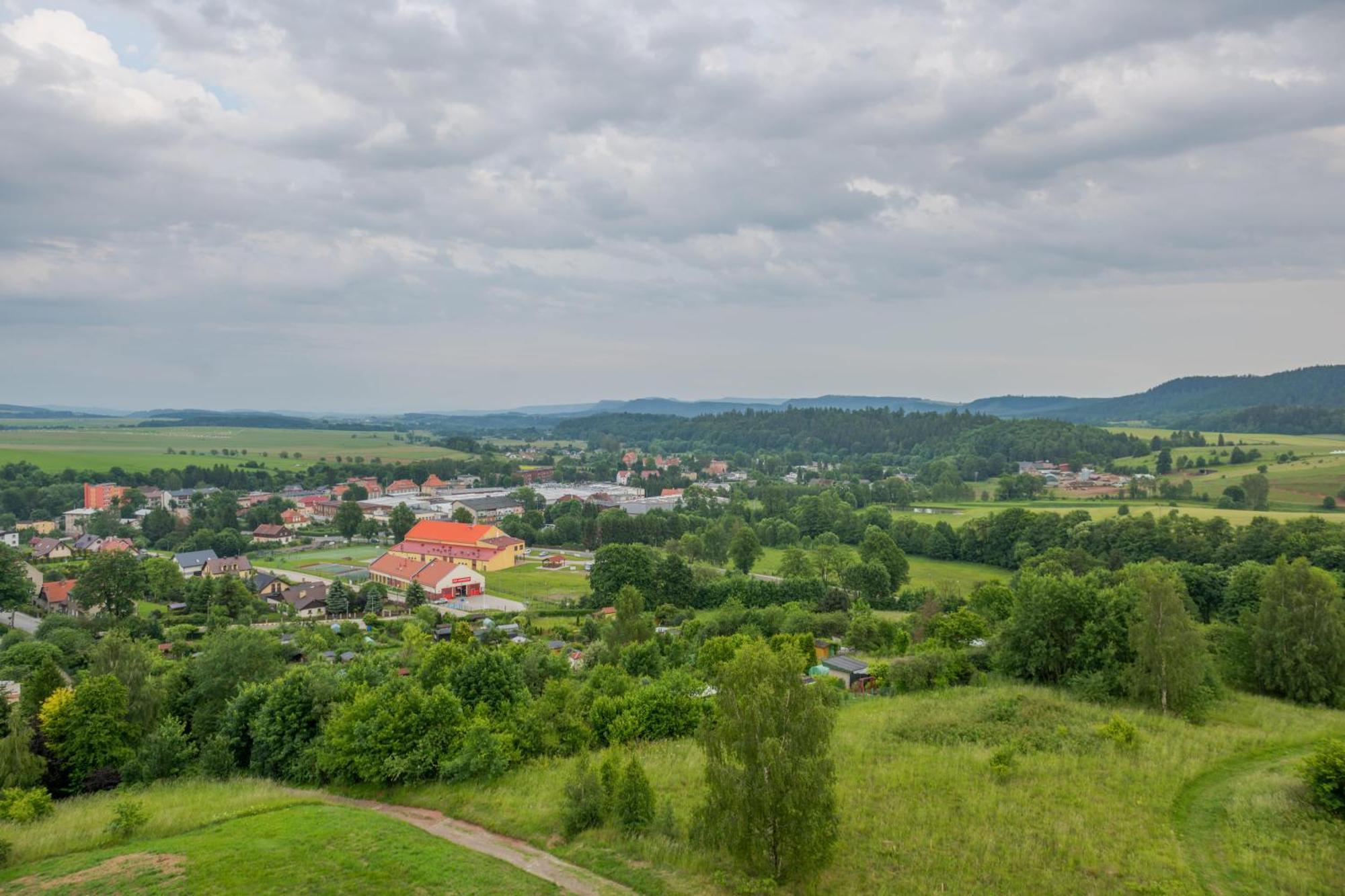 Mieroszow Rajska Polana Domki Premium ,Na Odludziu Z Prywatna Balia Z Jacuzzi I Sauna ,Cisza,Rowery Elektryczne,Gory,Astroprzygoda,- Adrspach, Skalne Miasto, Zamek Ksiaz,Andrzejowka,Karpacz, Sniezka,Janskie Laznie,Pec מראה חיצוני תמונה